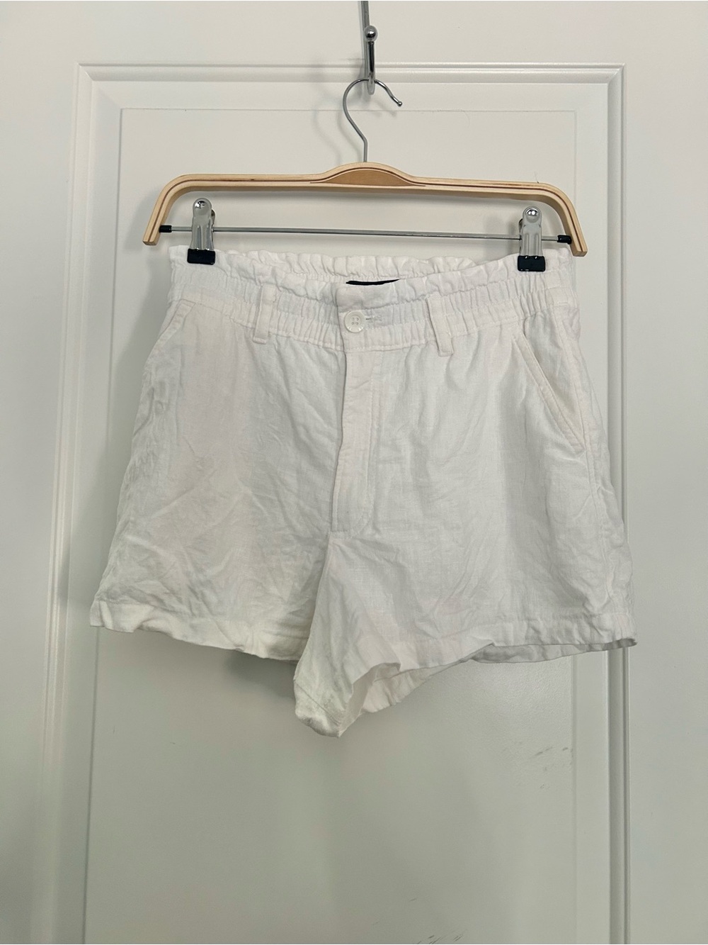 Hollister High Rise Linen Soft Shorts